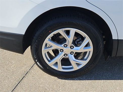 Used 2019 Chevrolet Equinox LT image 5