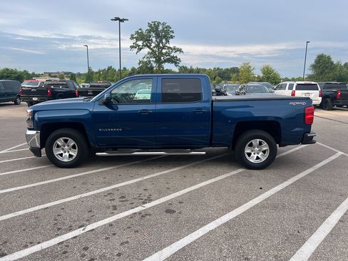 Used 2017 Chevrolet Silverado 1500 LT w/ All Star Edition AWD/4WD image 2