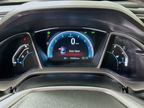 Used 2016 Honda Civic Touring image 12