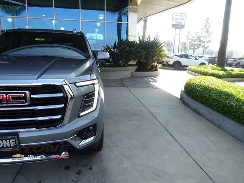 New 2026 GMC Yukon XL Elevation image 32