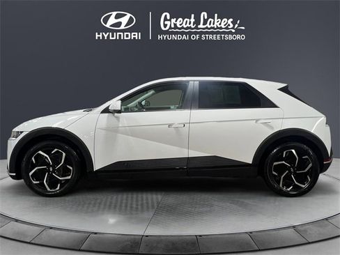 Used 2024 Hyundai Ioniq 5 SEL image 2