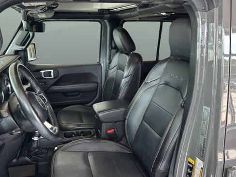 Used 2021 Jeep Wrangler Unlimited Sahara w/ Cold Weather Group AWD/4WD image 8