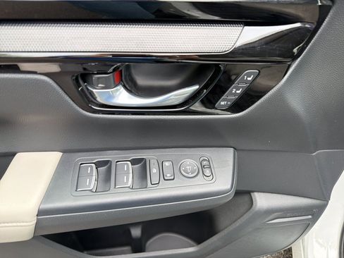 Used 2024 Honda CR-V EX-L image 9