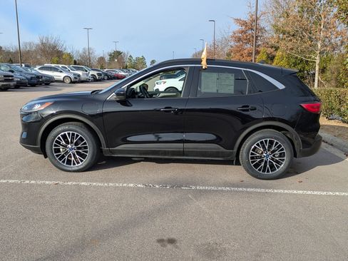 Certified 2022 Ford Escape SEL w/ Technology Package image 7