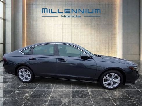 Used 2025 Honda Accord LX image 5