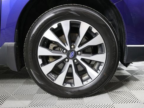 Used 2017 Subaru Outback 2.5i Limited image 6