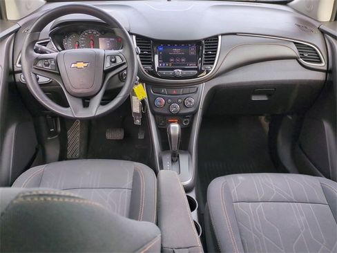 Certified 2020 Chevrolet Trax LT image 19