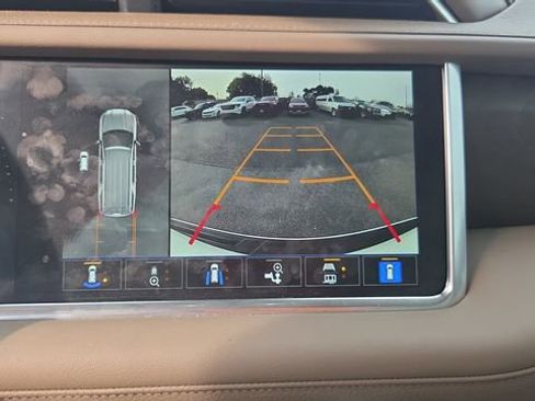 Used 2024 GMC Yukon XL Denali image 26