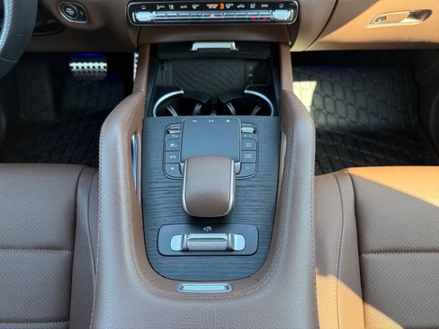 Certified 2024 Mercedes-Benz GLS 450 4MATIC image 15