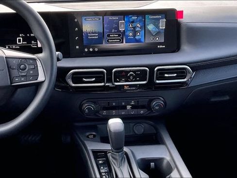 New 2027 Nissan Sentra S w/ Floor Mat Package FWD image 6
