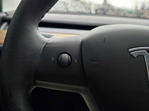 Used 2020 Tesla Model 3 Standard Range image 34