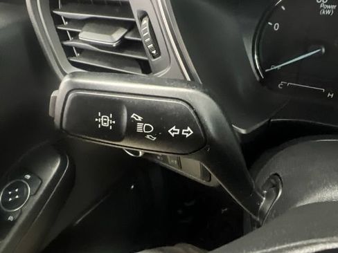 Used 2022 Ford Escape SE w/ Cold Weather Package FWD image 20