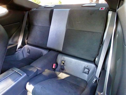 Used 2025 Toyota GR86 Premium w/ Performance Package RWD image 34