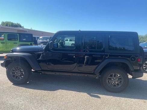 New 2025 Jeep Wrangler Unlimited Sport image 9