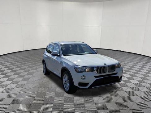 Used 2017 BMW X3 xDrive28i AWD/4WD image 3