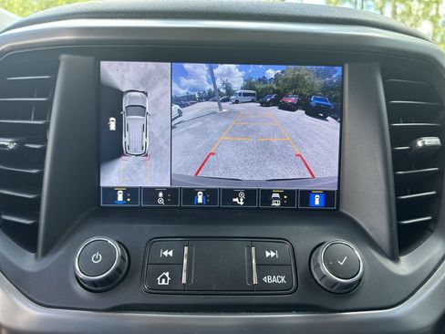 Used 2023 GMC Acadia AT4 w/ Technology Package AWD/4WD image 15