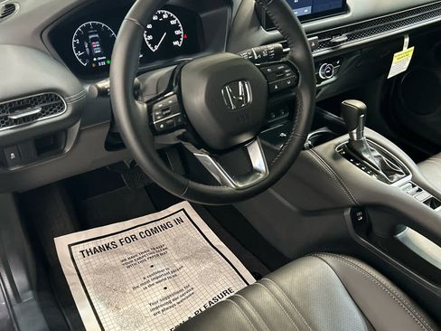 Used 2026 Honda HR-V EX-L image 10