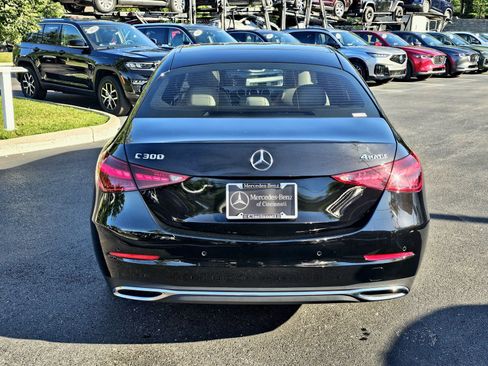 Used 2023 Mercedes-Benz C 300 4MATIC Sedan image 8