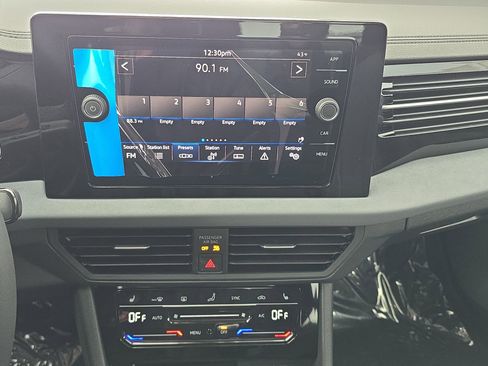 New 2026 Volkswagen Jetta SE image 19