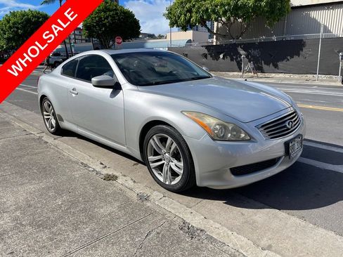 Used 2009 INFINITI G37 Journey w/ Premium Pkg RWD image 2