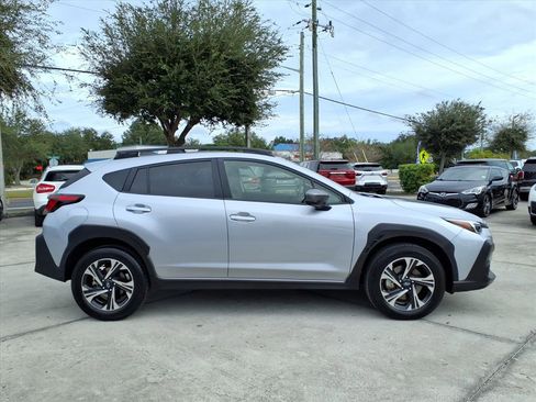 Used 2024 Subaru Crosstrek 2.0i Premium image 8