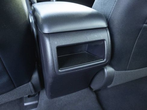 Used 2016 Toyota Camry SE FWD image 27