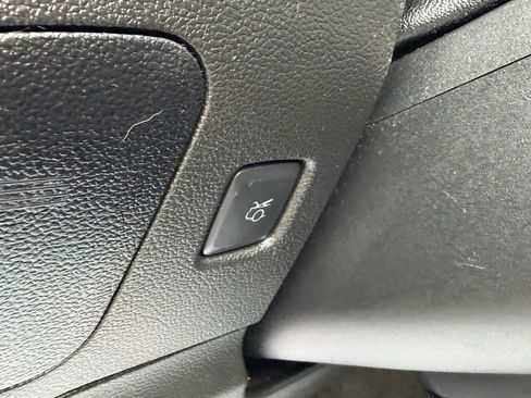 Used 2016 Ford Mustang Coupe image 25