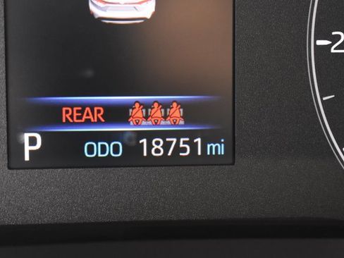 Used 2024 Toyota Corolla LE image 22