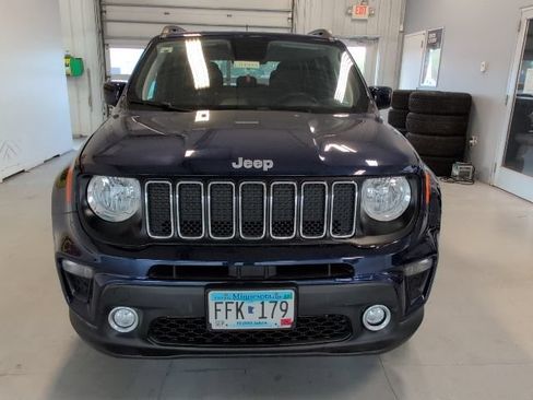 Used 2020 Jeep Renegade Latitude w/ Cold Weather Group AWD/4WD image 8