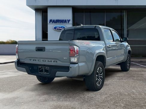 Used 2020 Toyota Tacoma TRD Sport w/ TRD Premium Sport Package image 6