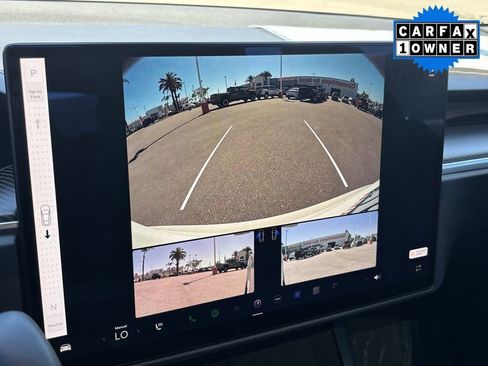 Used 2022 Tesla Model S Plaid image 30