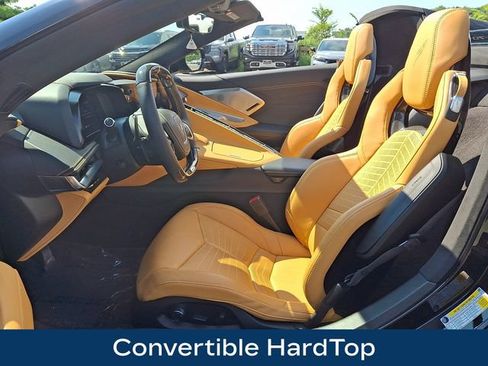 Used 2023 Chevrolet Corvette Z06 RWD image 2