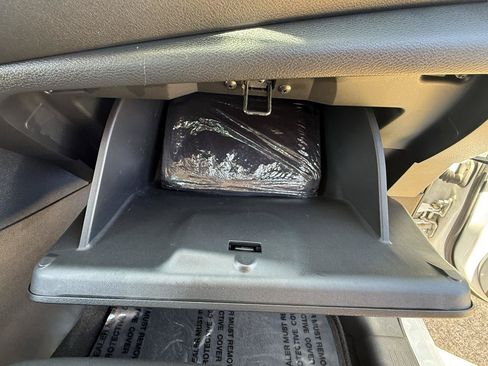 Used 2024 Nissan Versa S FWD image 46