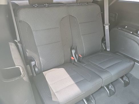 Used 2023 GMC Acadia SLE w/ Driver Convenience Package FWD image 39