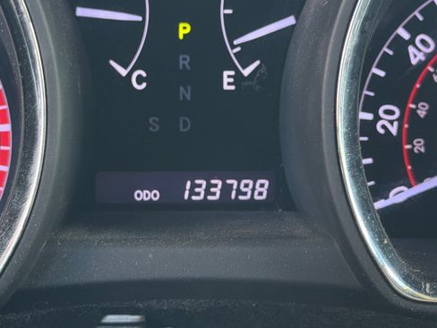 Used 2013 Toyota Highlander Limited FWD image 27