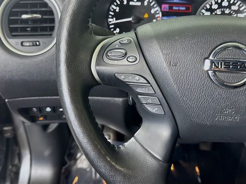Used 2020 Nissan Pathfinder Platinum FWD image 14