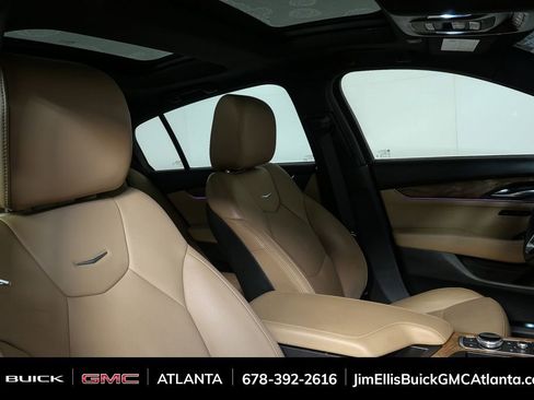 Used 2025 Cadillac CT5 Premium Luxury image 23