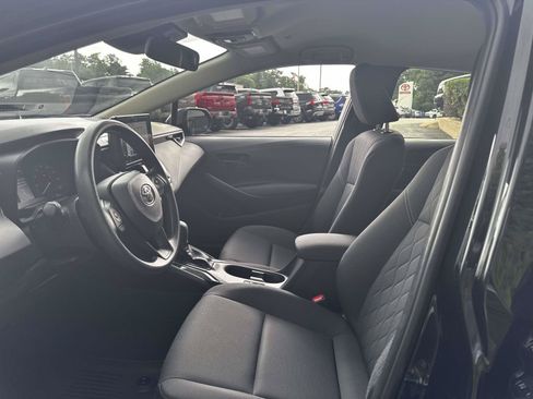 Used 2023 Toyota Corolla LE w/ LE Convenience Package FWD image 18
