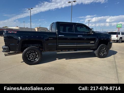 Used 2017 Chevrolet Silverado 2500 High Country w/ Duramax Plus Package image 24