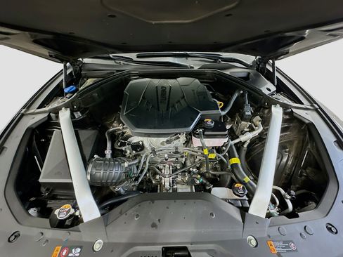 Used 2024 Genesis G70 2.5T image 34