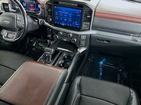 Used 2021 Ford F150 Lariat w/ Equipment Group 502A High AWD/4WD image 6