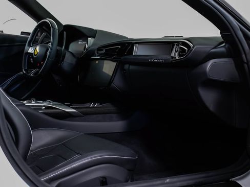 Certified 2025 Ferrari 12Cilindri RWD image 49