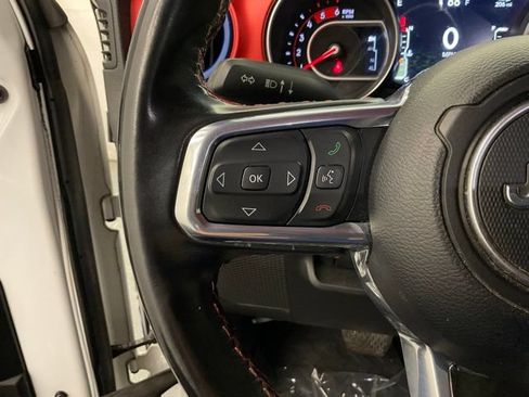 Used 2021 Jeep Wrangler Unlimited Rubicon AWD/4WD image 12