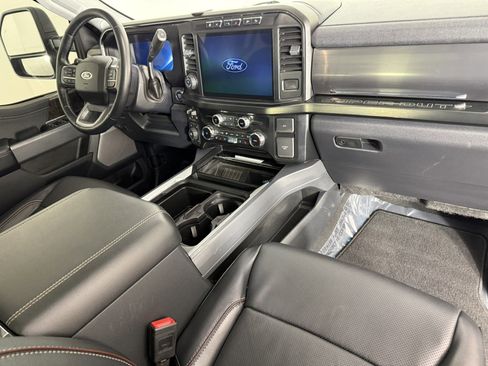 Certified 2024 Ford F250 Lariat w/ Lariat Ultimate Package AWD/4WD image 11