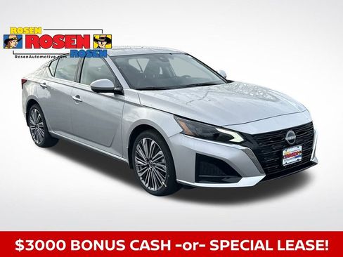 New 2025 Nissan Altima 2.5 SL image 7