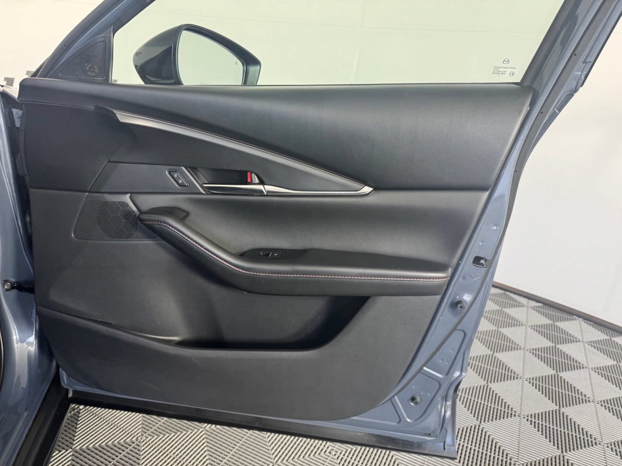 Used 2025 MAZDA CX-30 AWD 2.5 S w/ Preferred Package image 33
