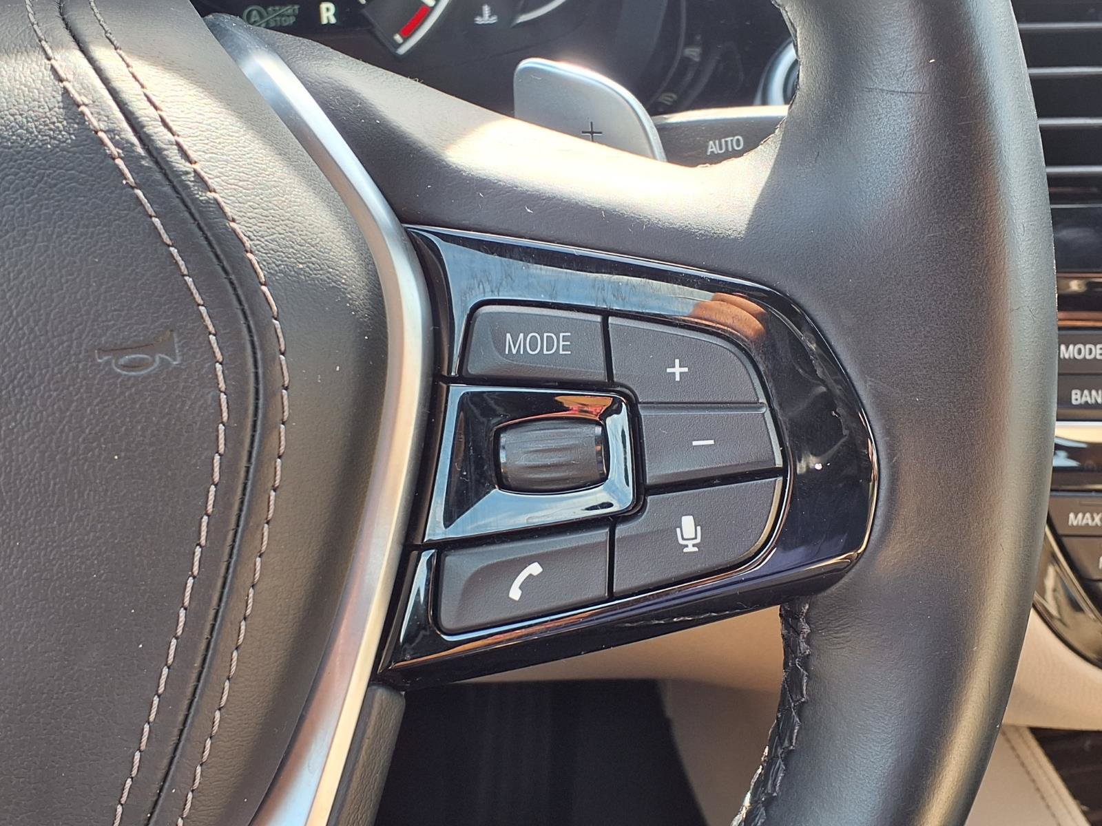 Used 2019 BMW 540i w/ Convenience Package RWD image 17