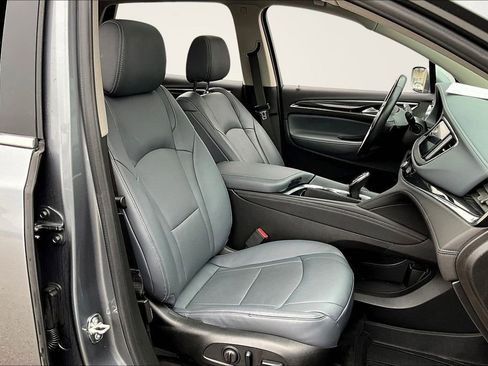 Used 2020 Buick Enclave Essence w/ Sound and Sites Package image 23