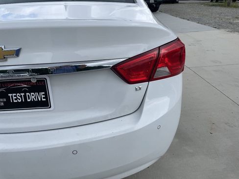Used 2016 Chevrolet Impala LT w/ Convenience Package FWD image 13