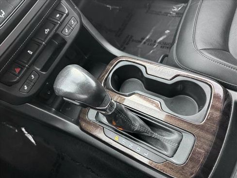 Used 2022 GMC Canyon Elevation w/ Elevation Premium Package AWD/4WD image 18